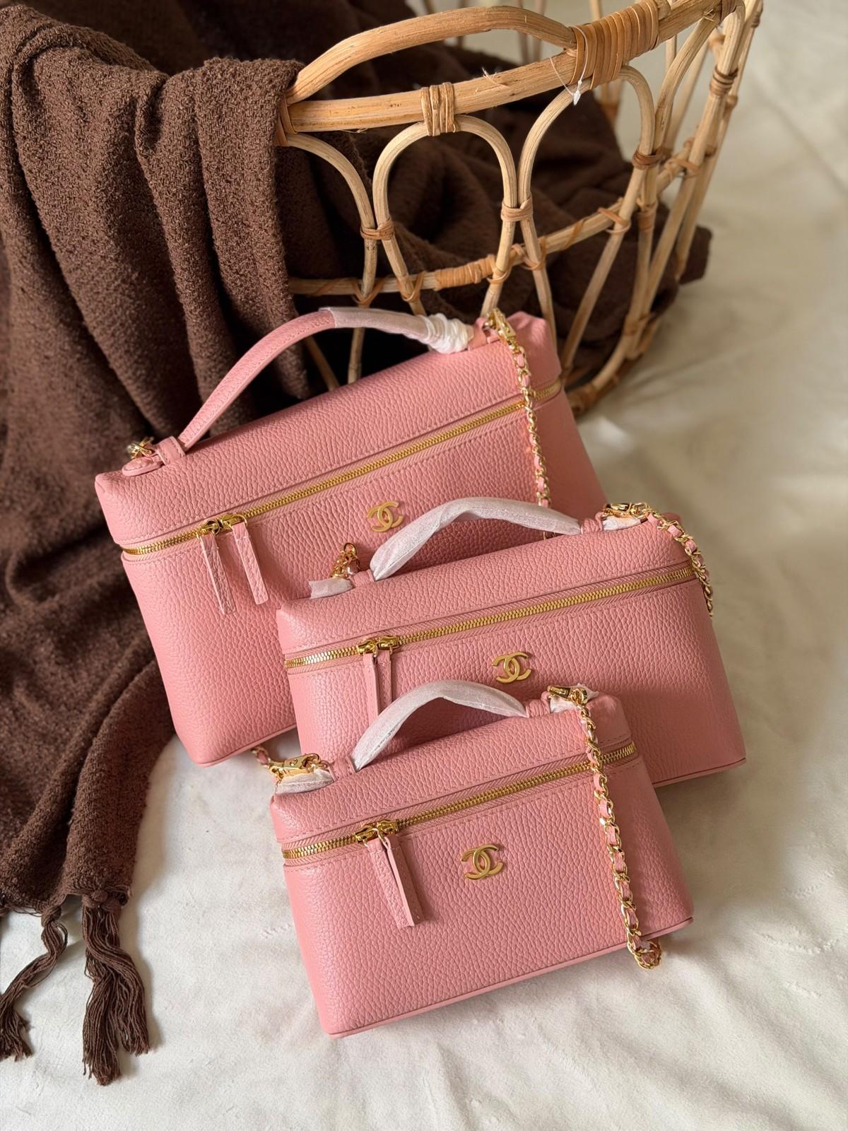 Chanel Vanity with Chain bags in grained calfskin · 2