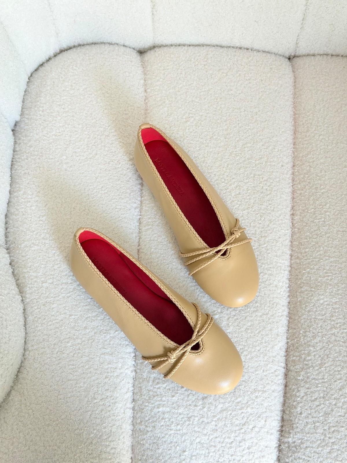 Bottega Veneta Fantasmina Knot Leather Ballet Flats · 3