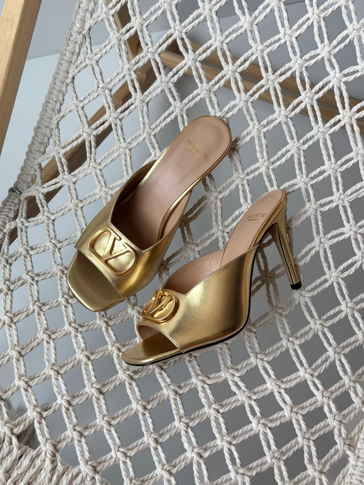 Valentino Garavani VLogo Metallic Slide Sandal in Gold · 3