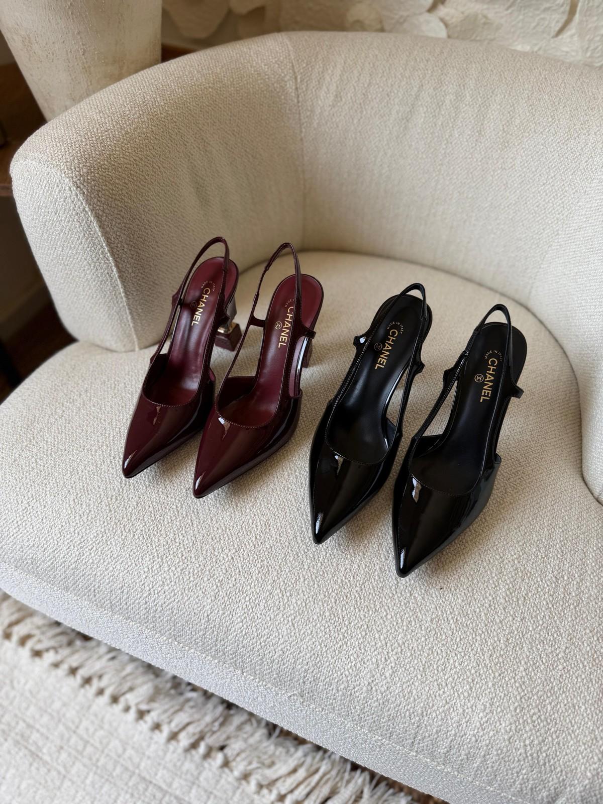 Chanel Slingback Pumps in Patent Calfskin · 2