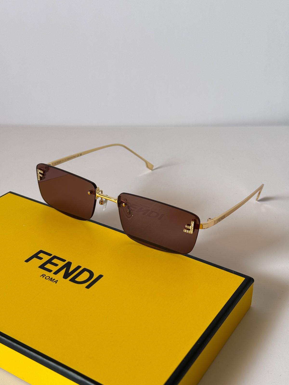 Fendi First Crystal FE4172US rimless sunglasses · 3