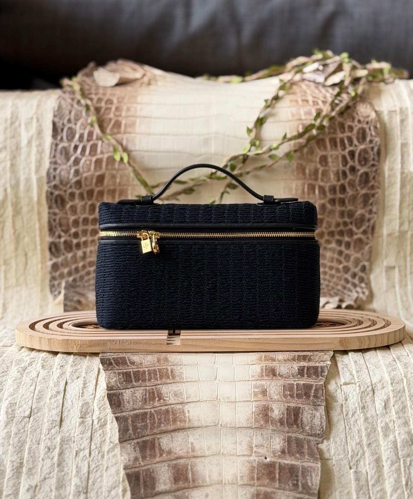 Chanel Top Handle Vanity Case in tweed · 2