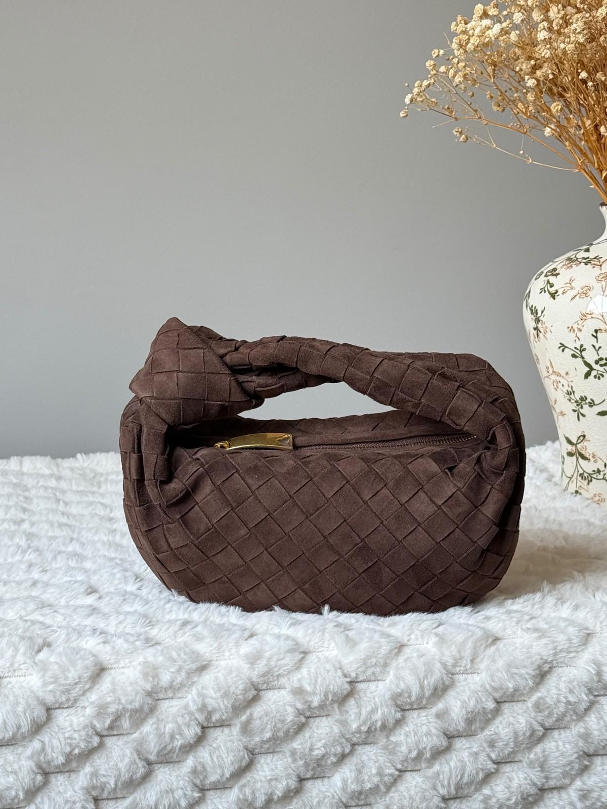 Bottega Veneta Jodie Small Intrecciato Woven Leather Bag 26cm · 2