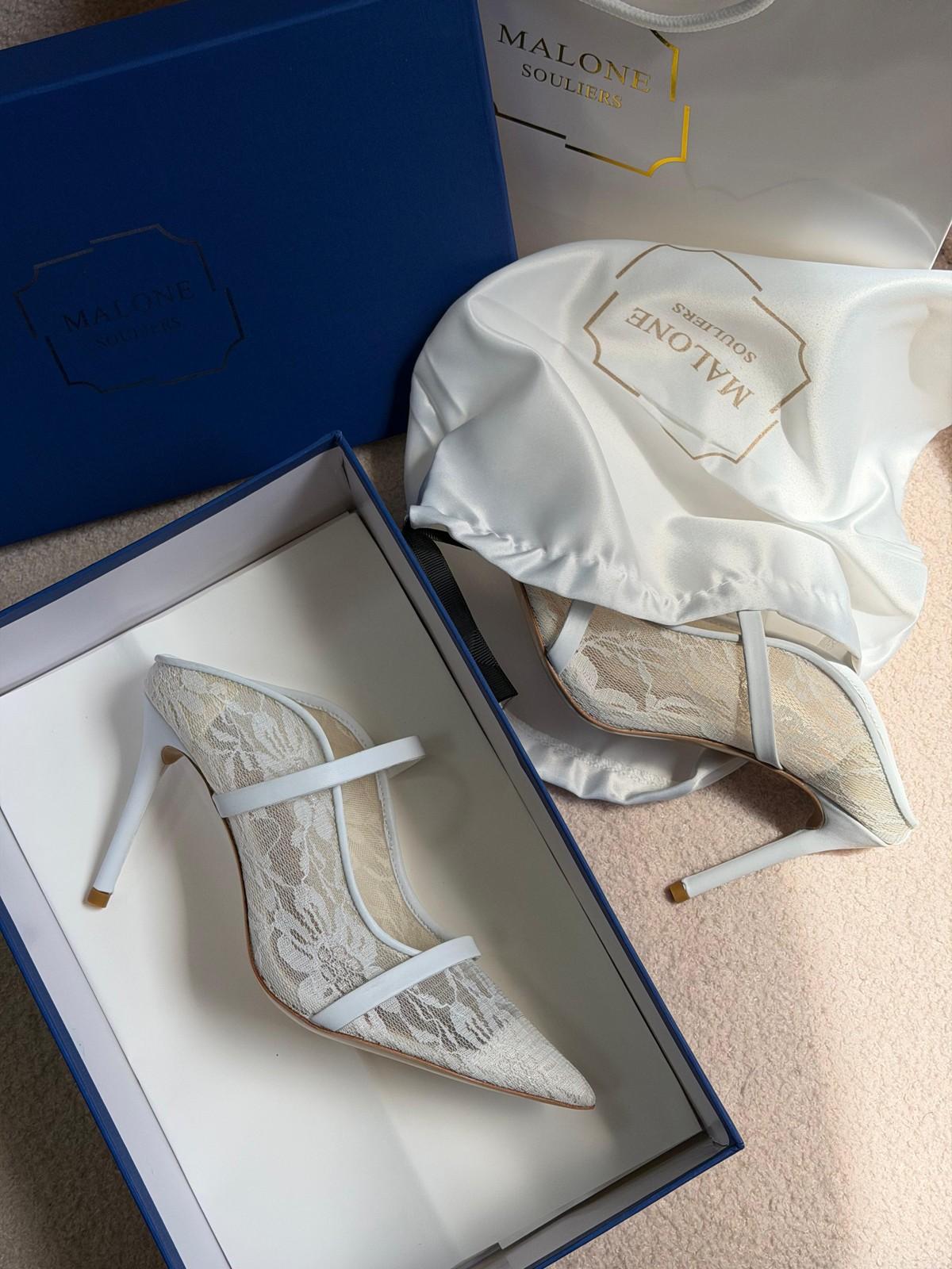 Malone Souliers White Lace Pointed Toe Stiletto Pumps · 3