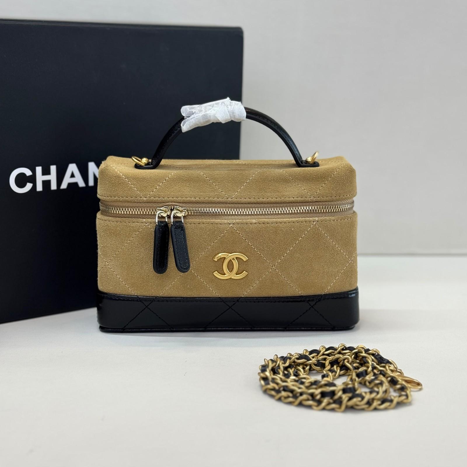 Chanel suede vanity case with chain · 2