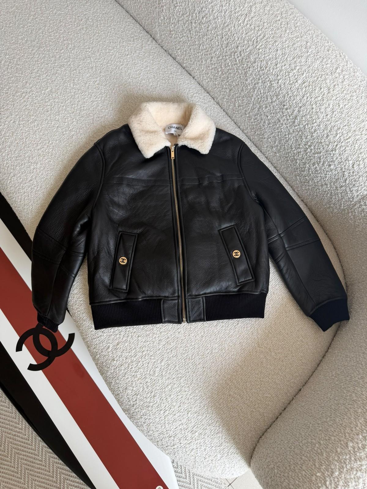 Chanel Shearling-Collar Lambskin Bomber Jacket in Black · 2