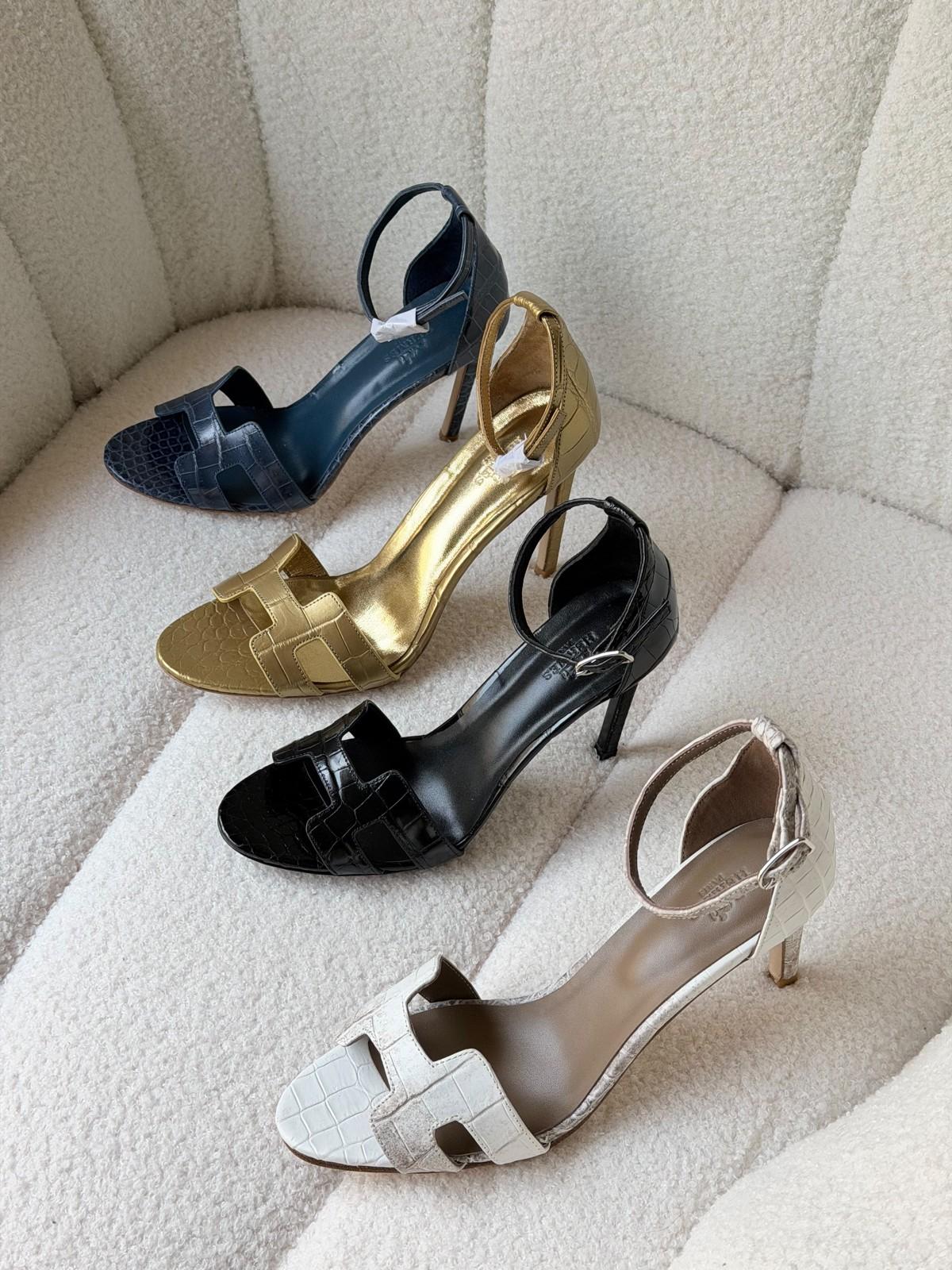 Hermès Oasis Crocodile High Heel Sandals · 2