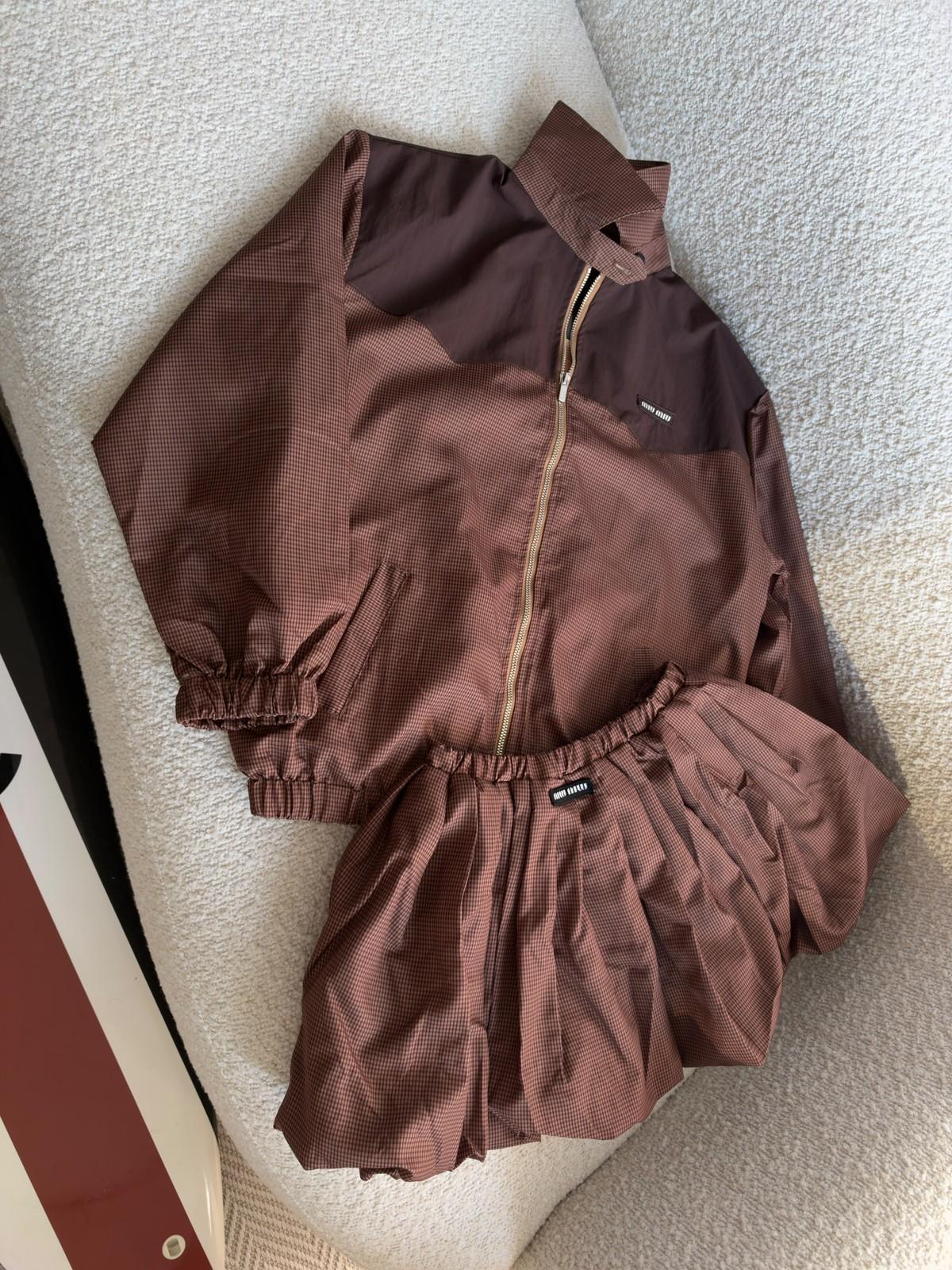 Miu Miu Brown Houndstooth Zip Jacket and Pleated Mini Skirt Set · 2