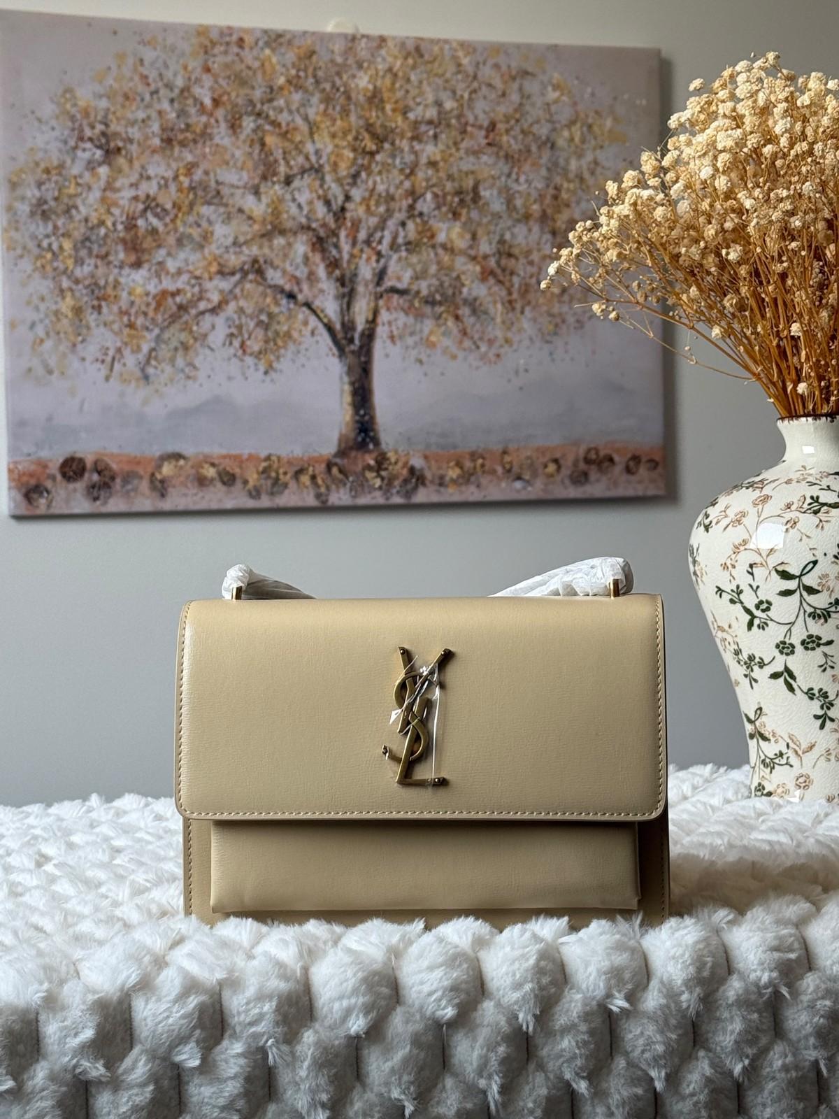 Saint Laurent Sunset Chain Bag in Smooth Leather, 22cm · 3