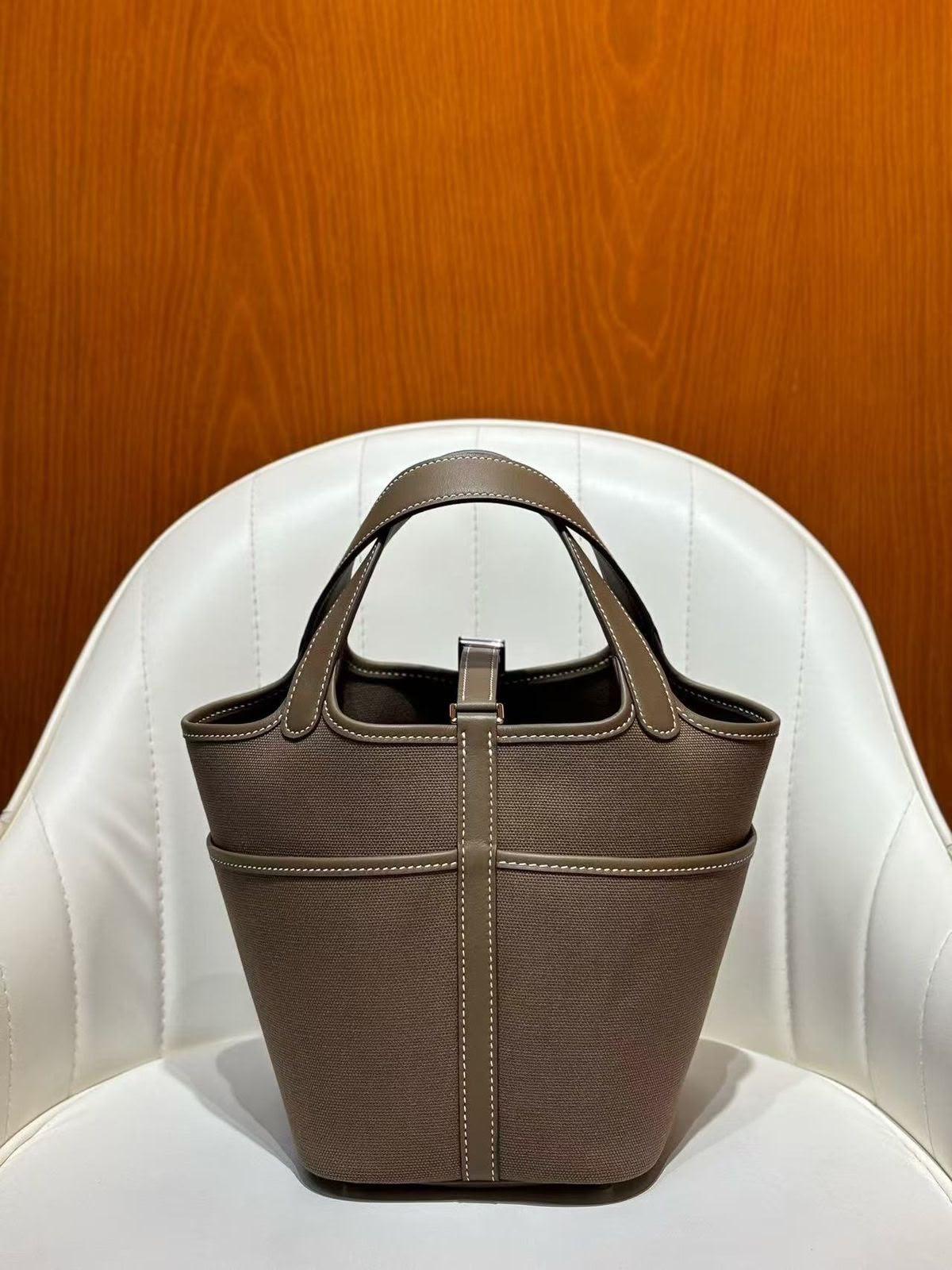 Hermès Picotin Cargo Bag in Canvas and Leather · 3