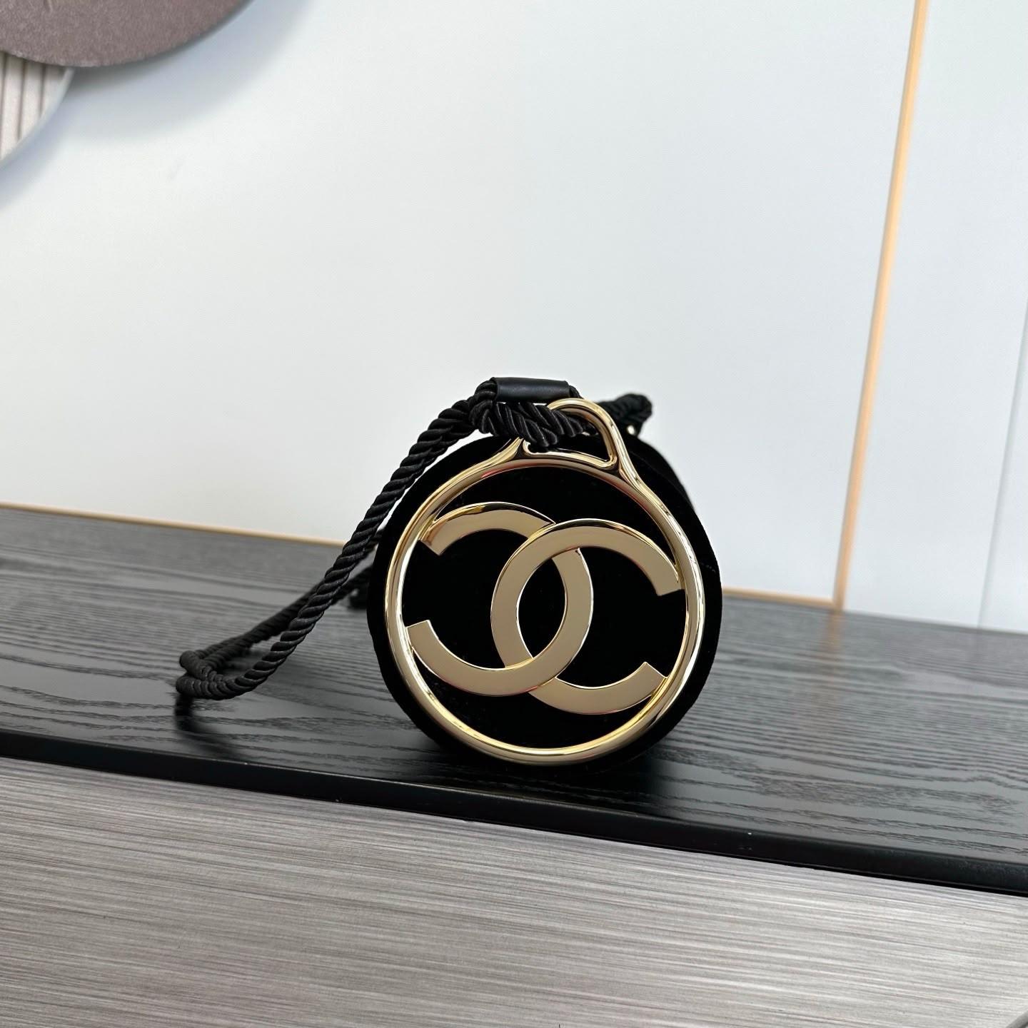 Chanel quilted velvet barrel bag with cord strap and tassel · 3