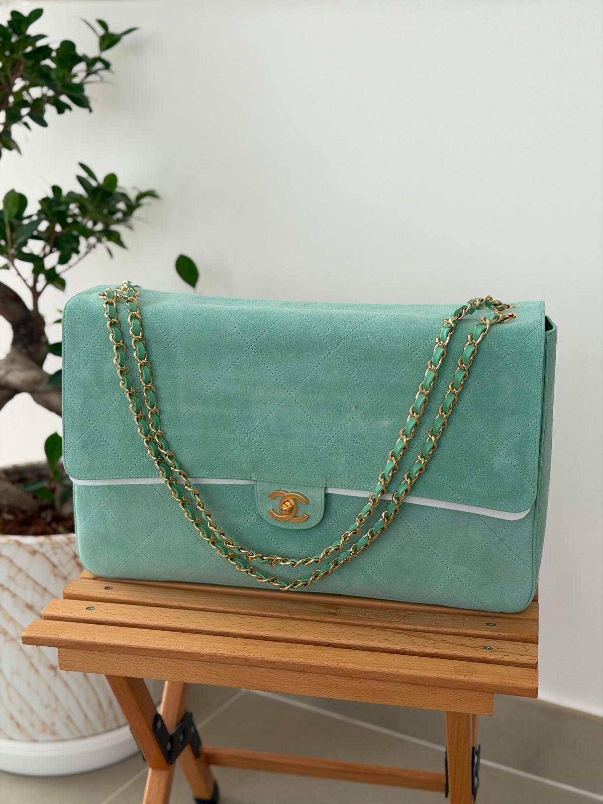 Chanel Maxi Flap bag in suede calfskin with contrast piping · 2