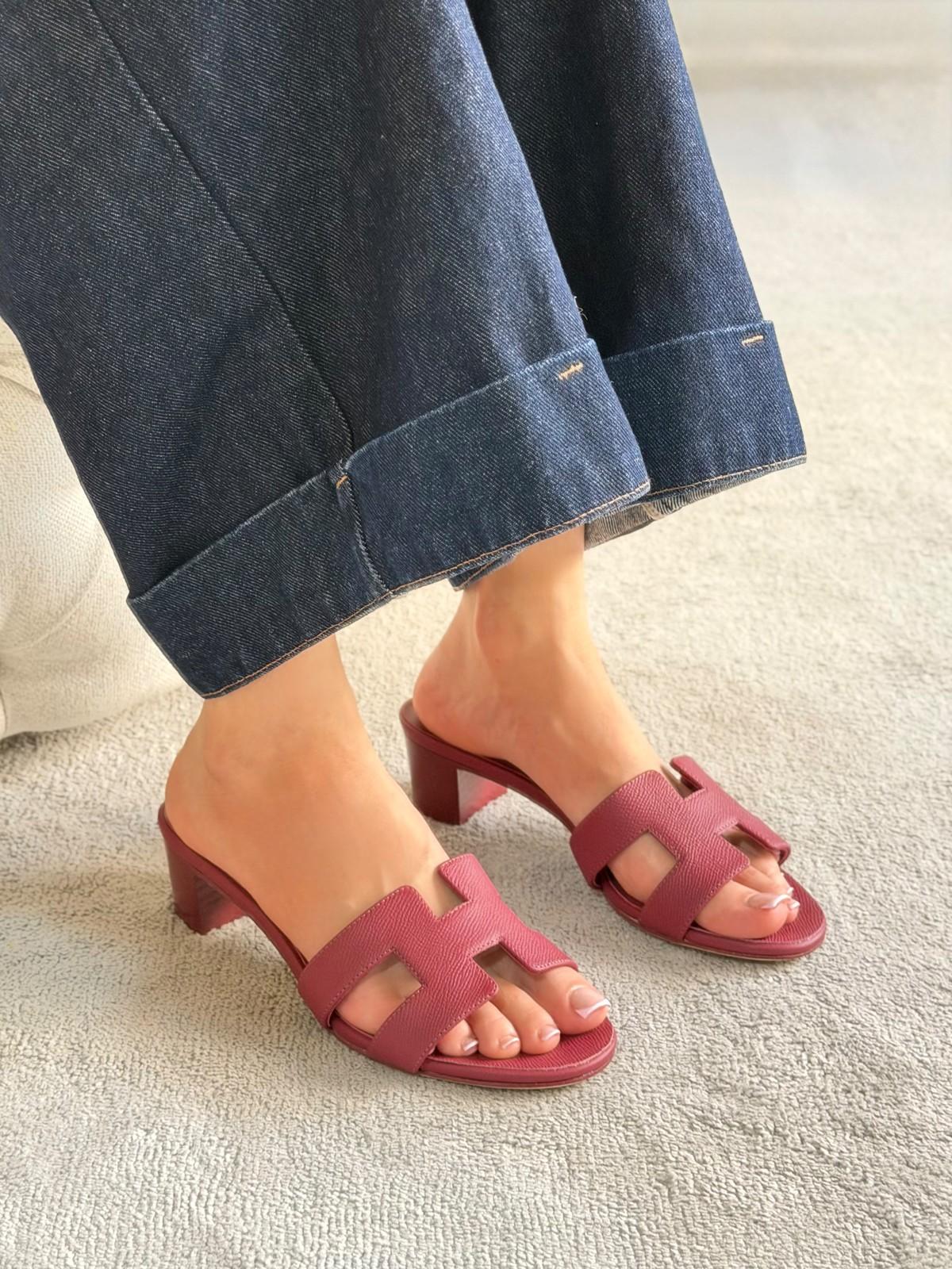 Hermès Oasis Sandal Rouge H