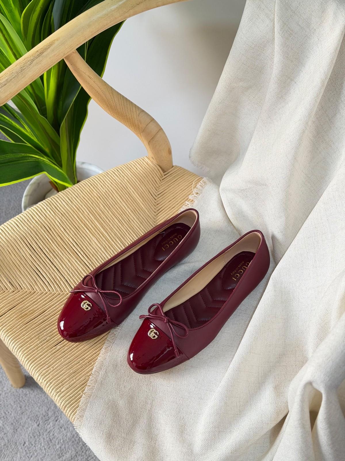 Gucci GG Quilted Ballet Flat in Patent Leather · 3