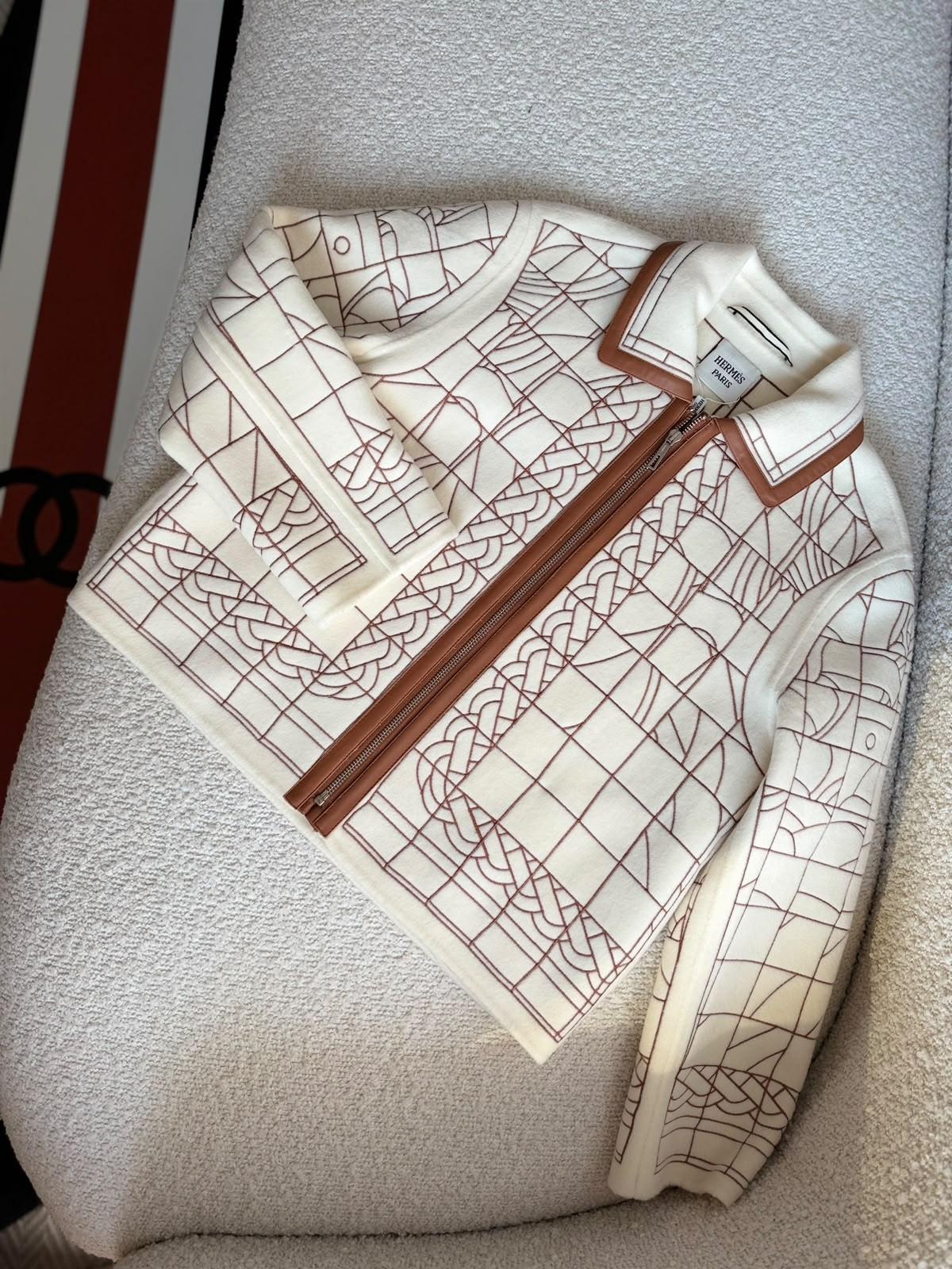 Hermès Cream Geometric-Print Zip Jacket with Contrast Trim · 3