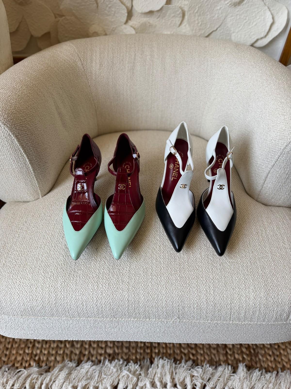 Chanel Slingback Pointed-Toe Heels in Two-Tone Leather