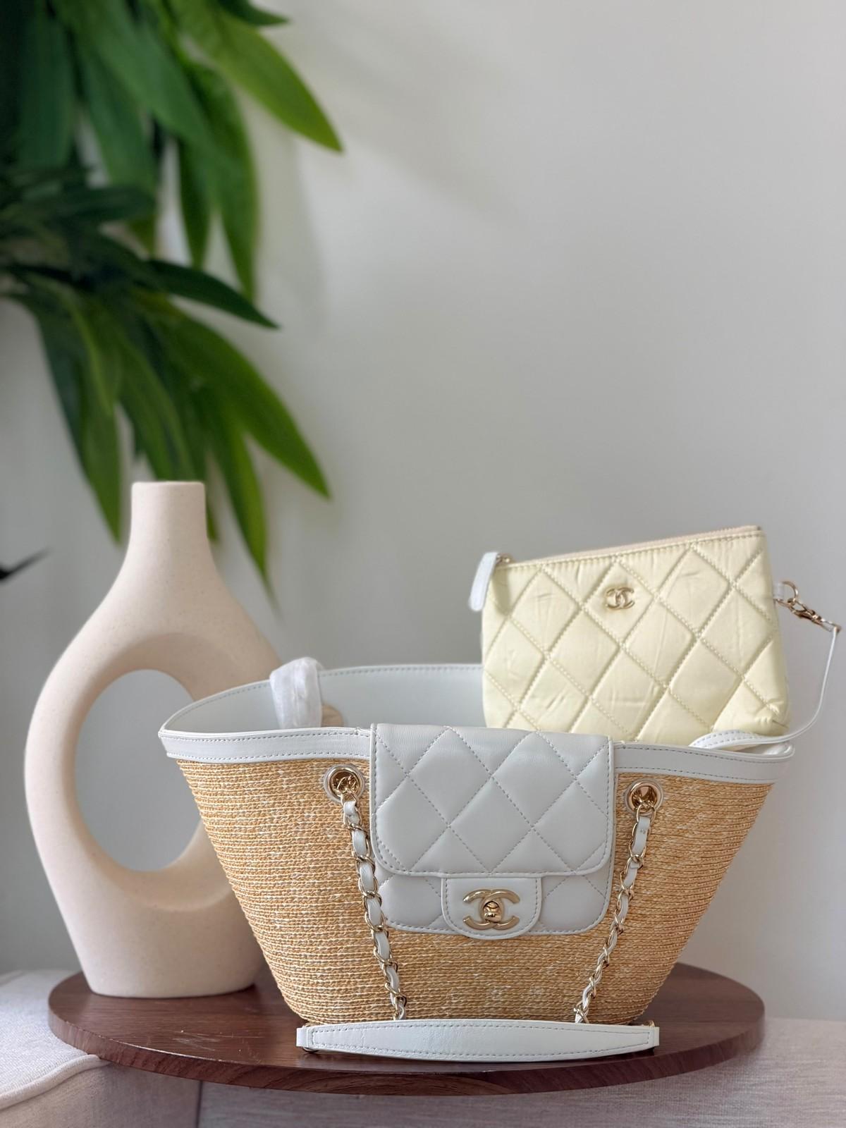 Chanel Raffia Straw Tote Bag with CC Flap · 3