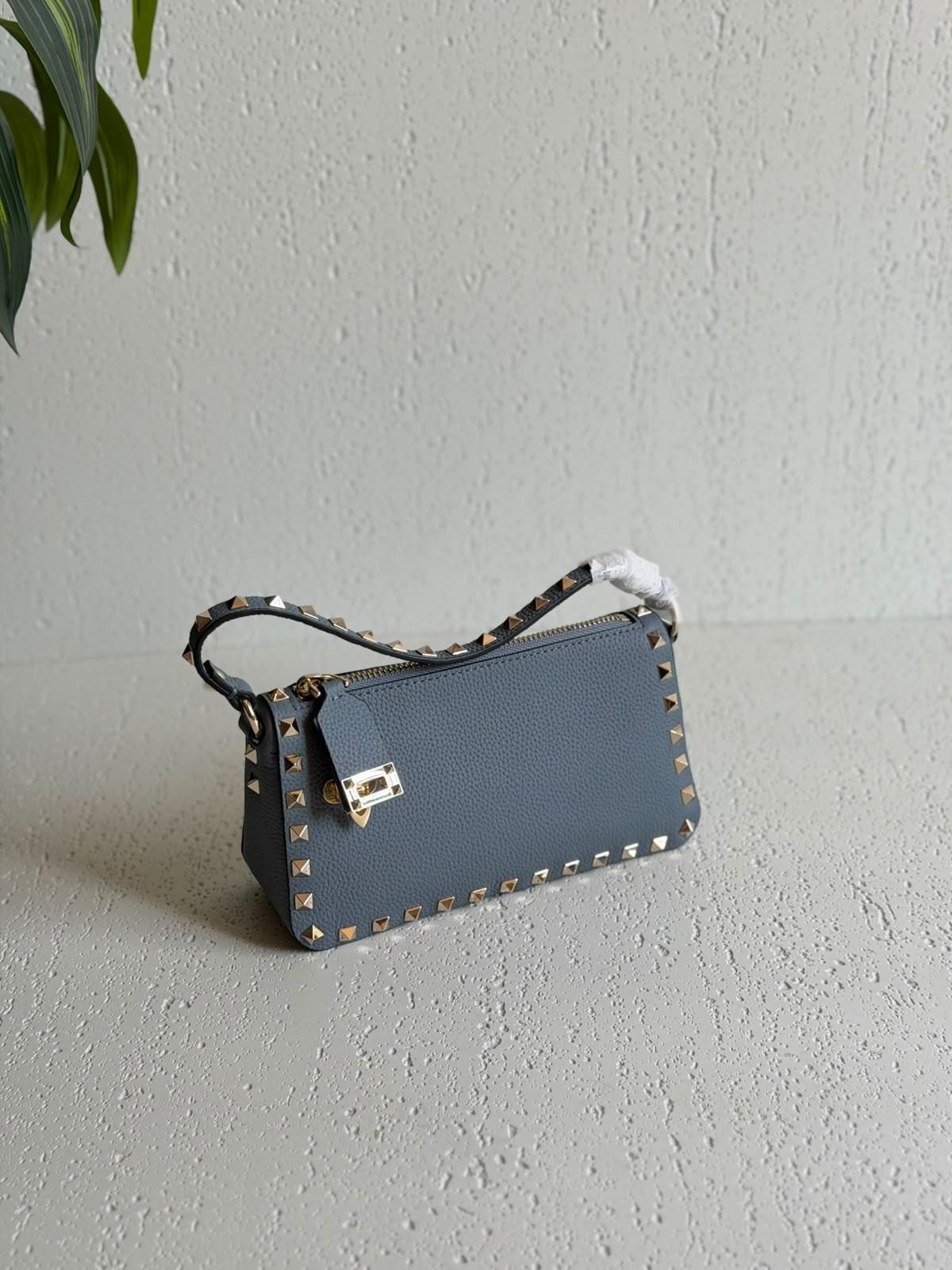 Valentino Garavani Rockstud Small Leather Shoulder Bag · 2
