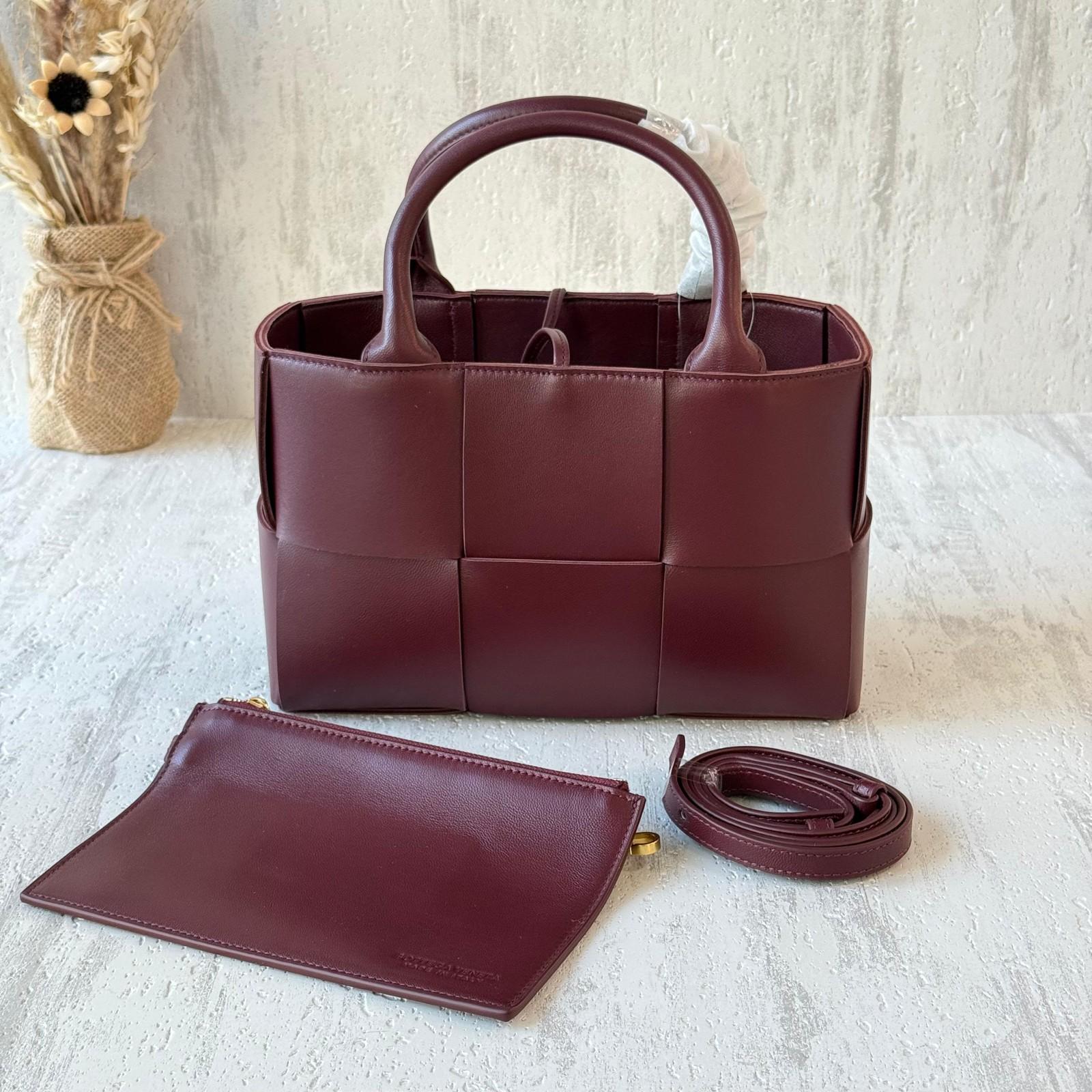 Woven Panel Tote Bag in Grained Leather with Pouch and Strap · 3
