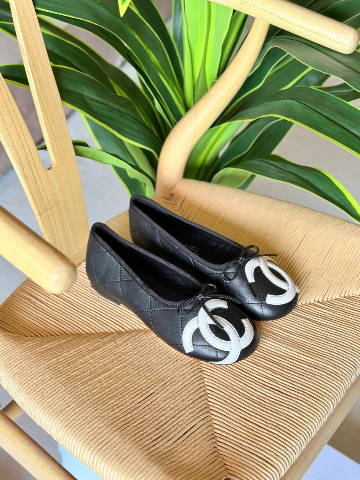 Chanel CC Quilted Leather Ballet Flats · 3