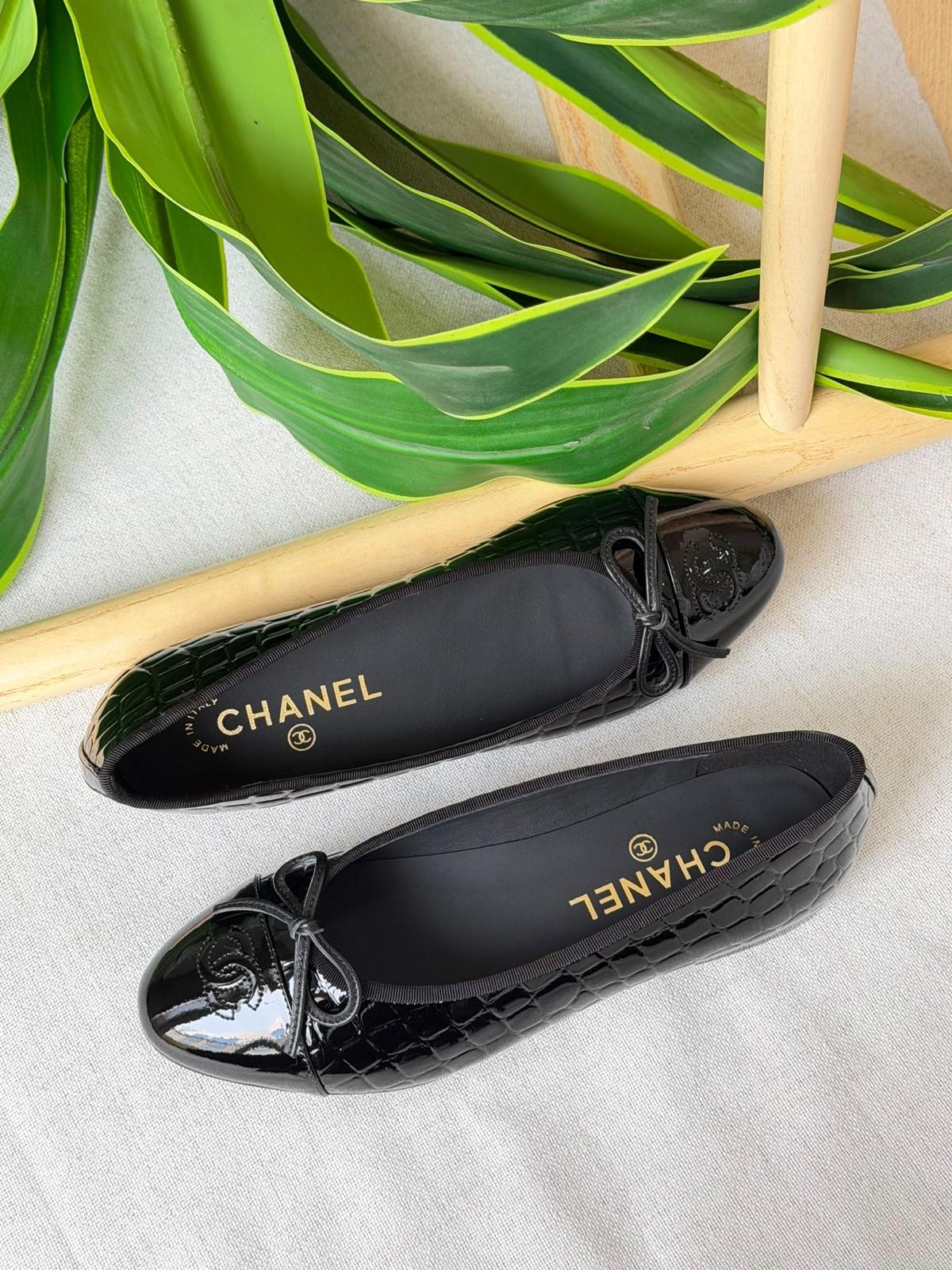 Chanel Quilted Patent Leather Ballet Flats in Black · 3
