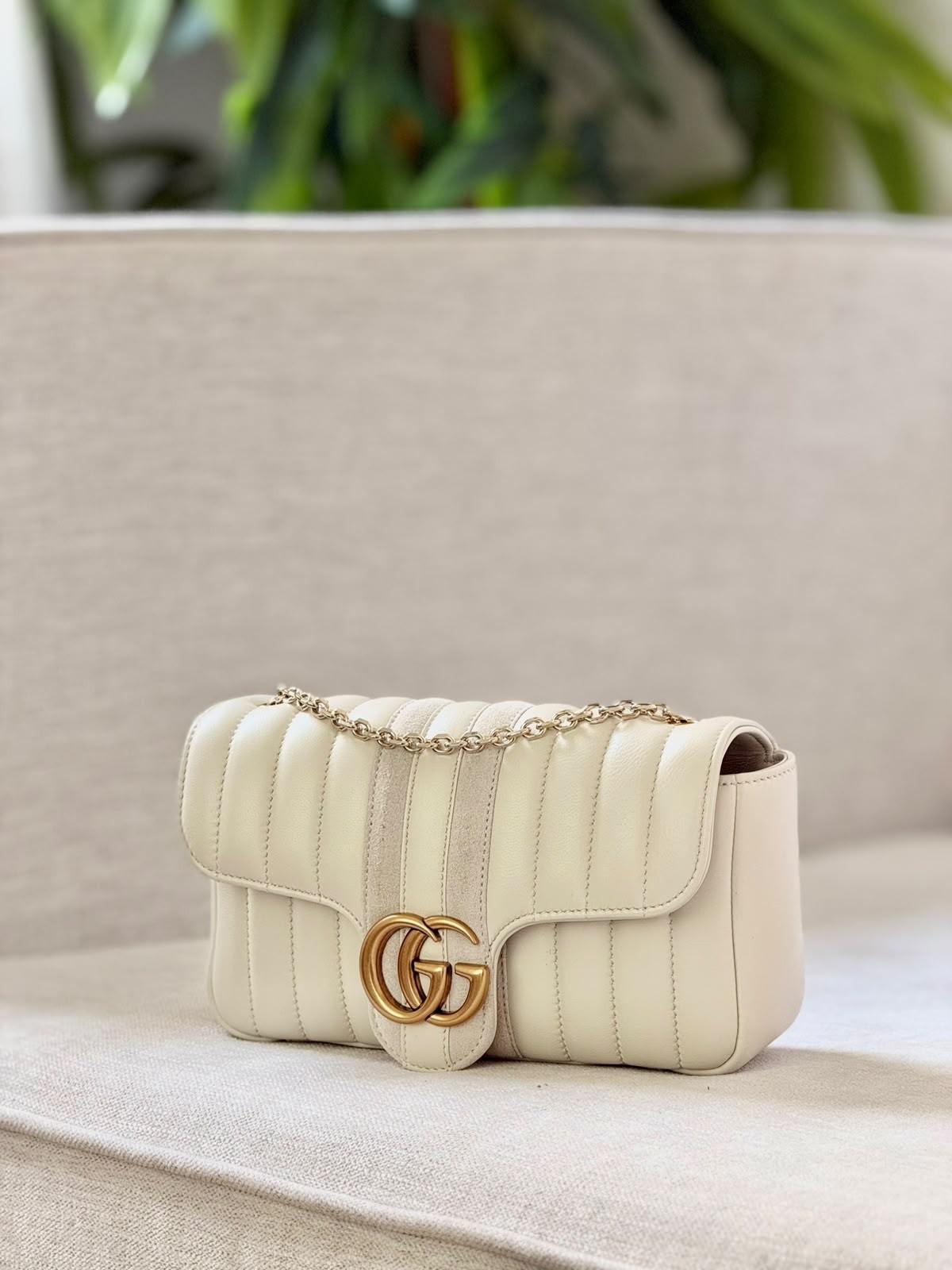 حقيبة غوتشي جي جي مارمونت بسلسلة وشريط ويب (Gucci) · 3
