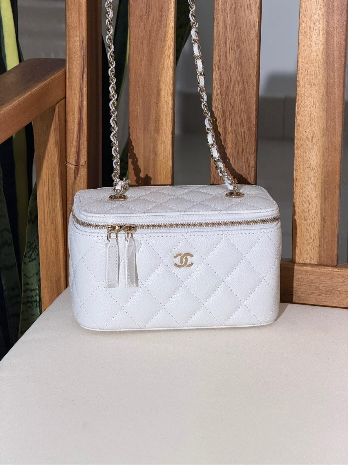 Chanel Vanity with Chain, Diamond-Quilted Caviar, Gold Hardware · 3