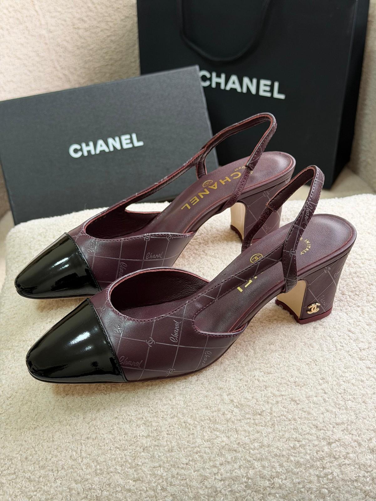 Chanel Slingback Block-Heel Pumps in Patent Leather with Quilted Detail · 3