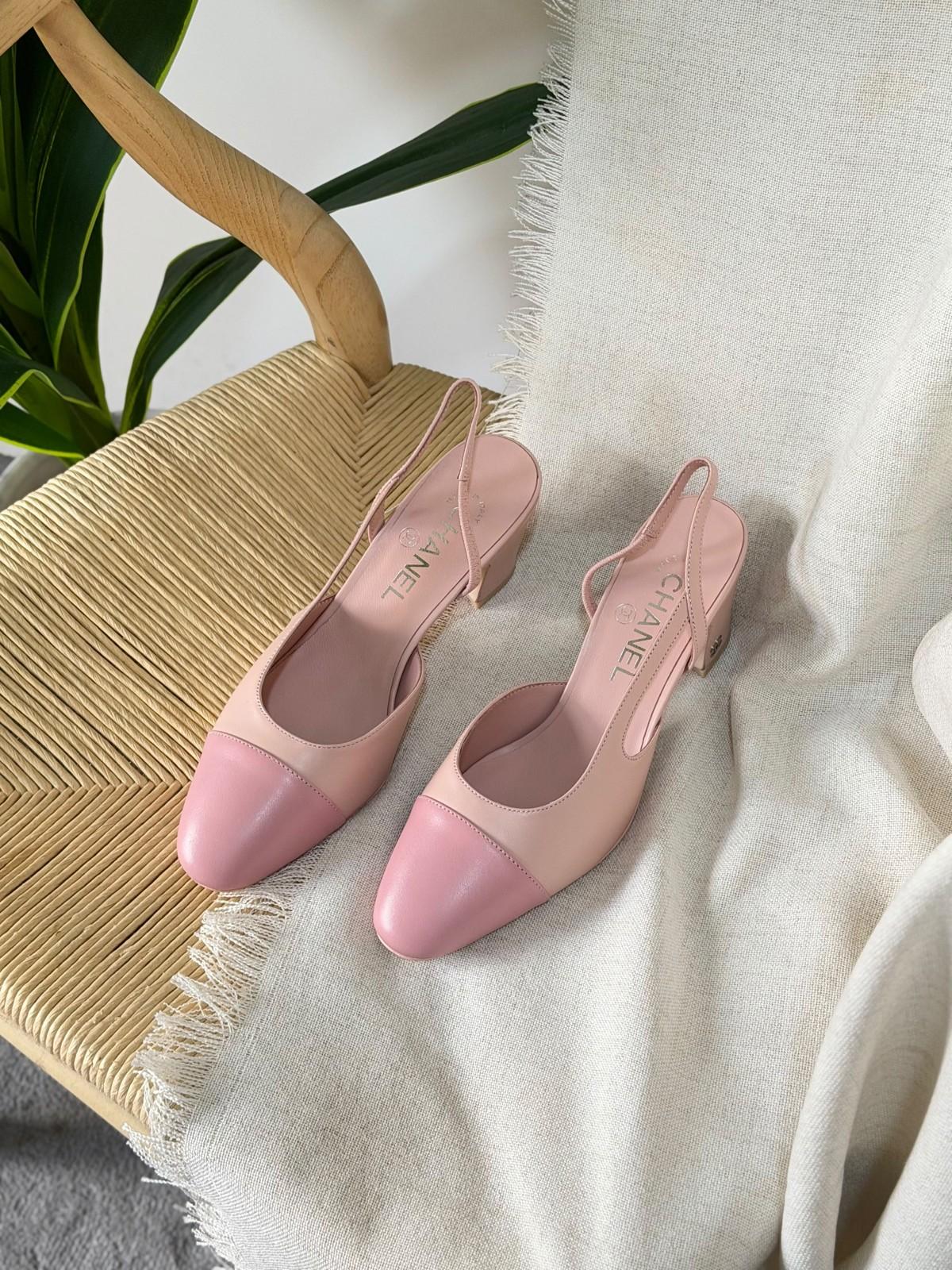 Chanel Slingback Pumps in Pink Two-Tone Leather with Block Heel · 3