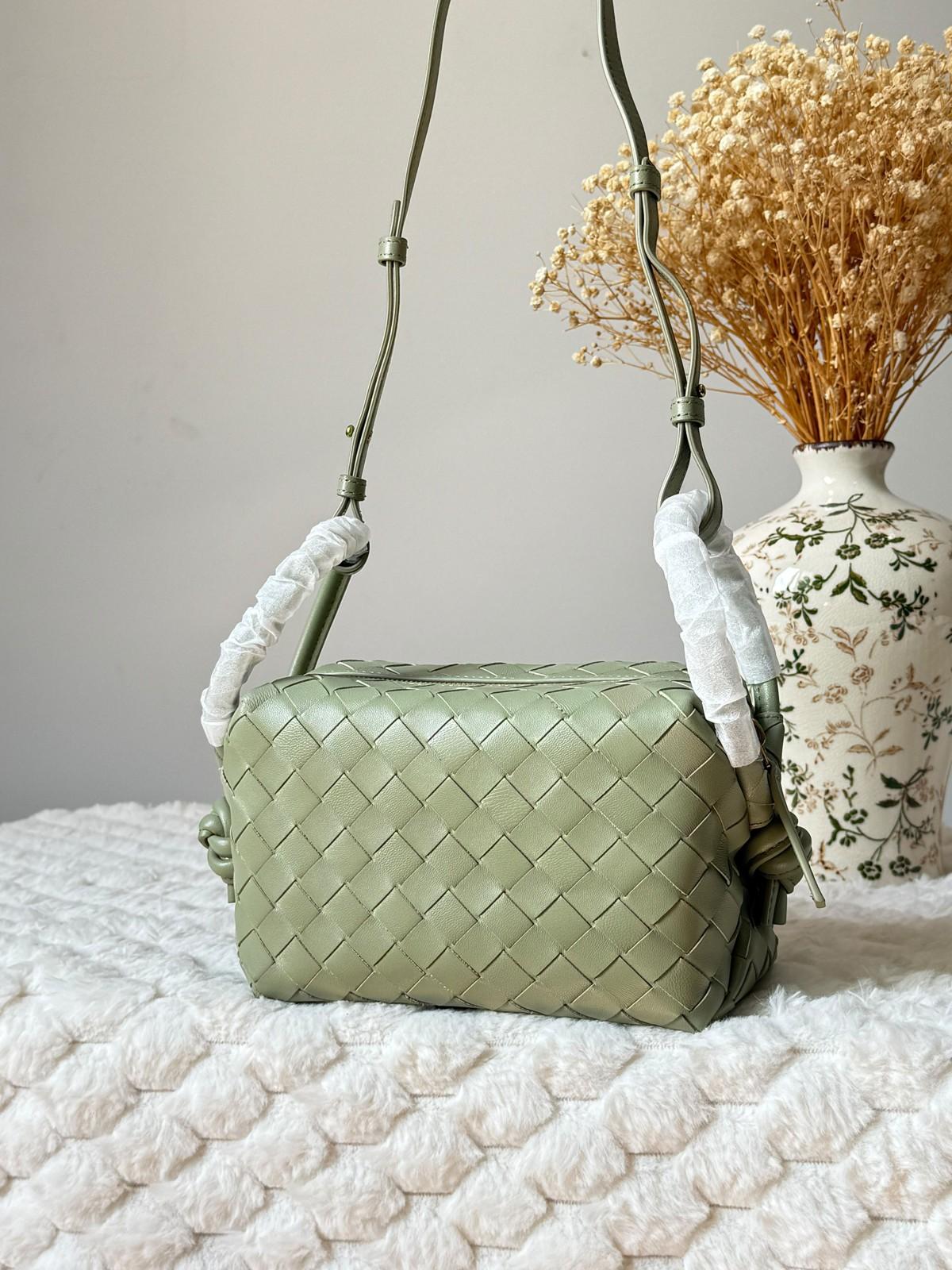 Bottega Veneta Intrecciato Woven Leather Shoulder Bag · 2
