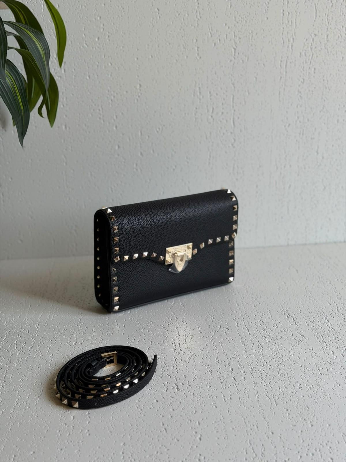 Valentino Garavani Rockstud Mini Wallet on Chain in Leather · 2