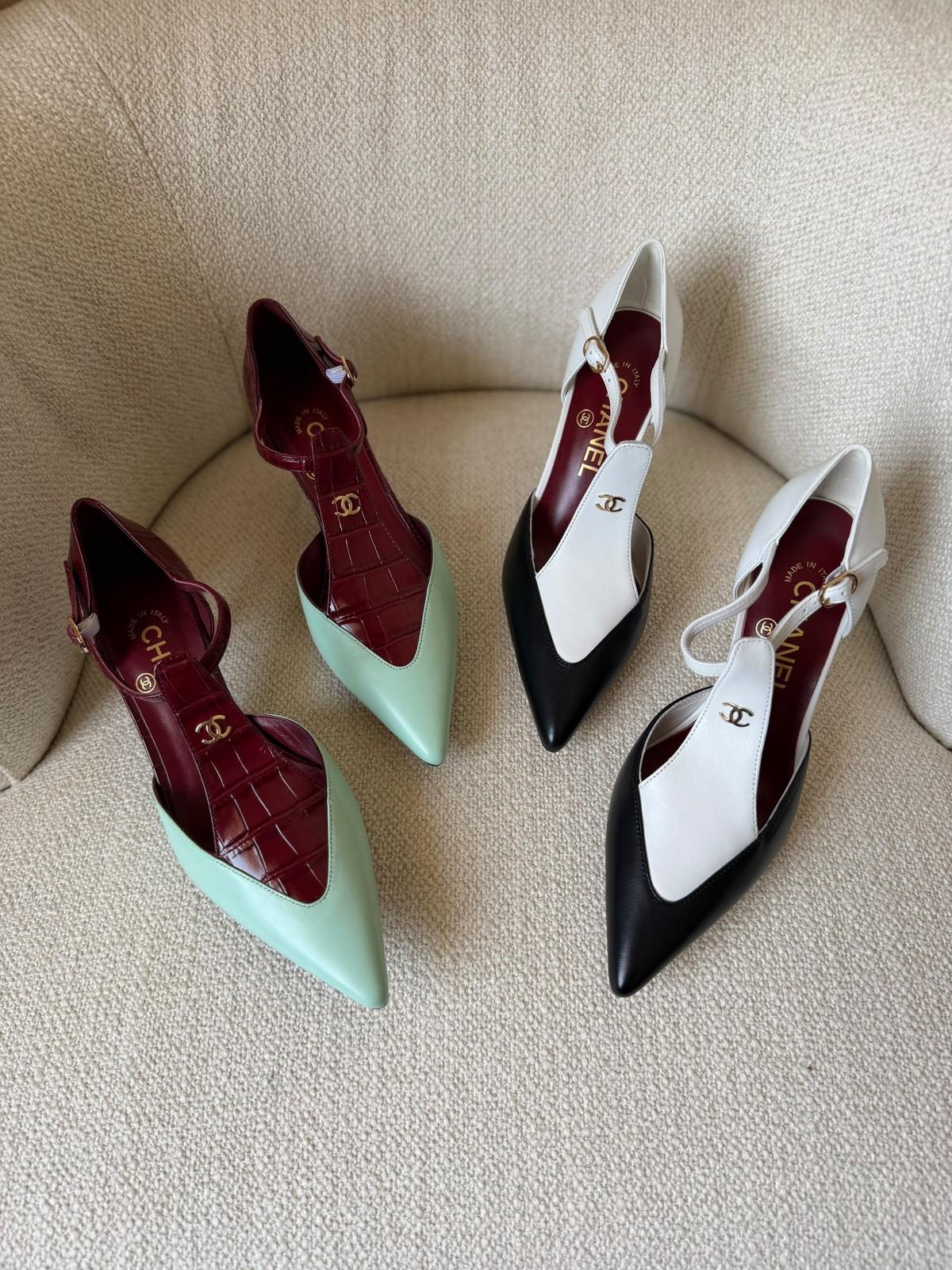 Chanel Slingback Pointed-Toe Heels in Two-Tone Leather · 3