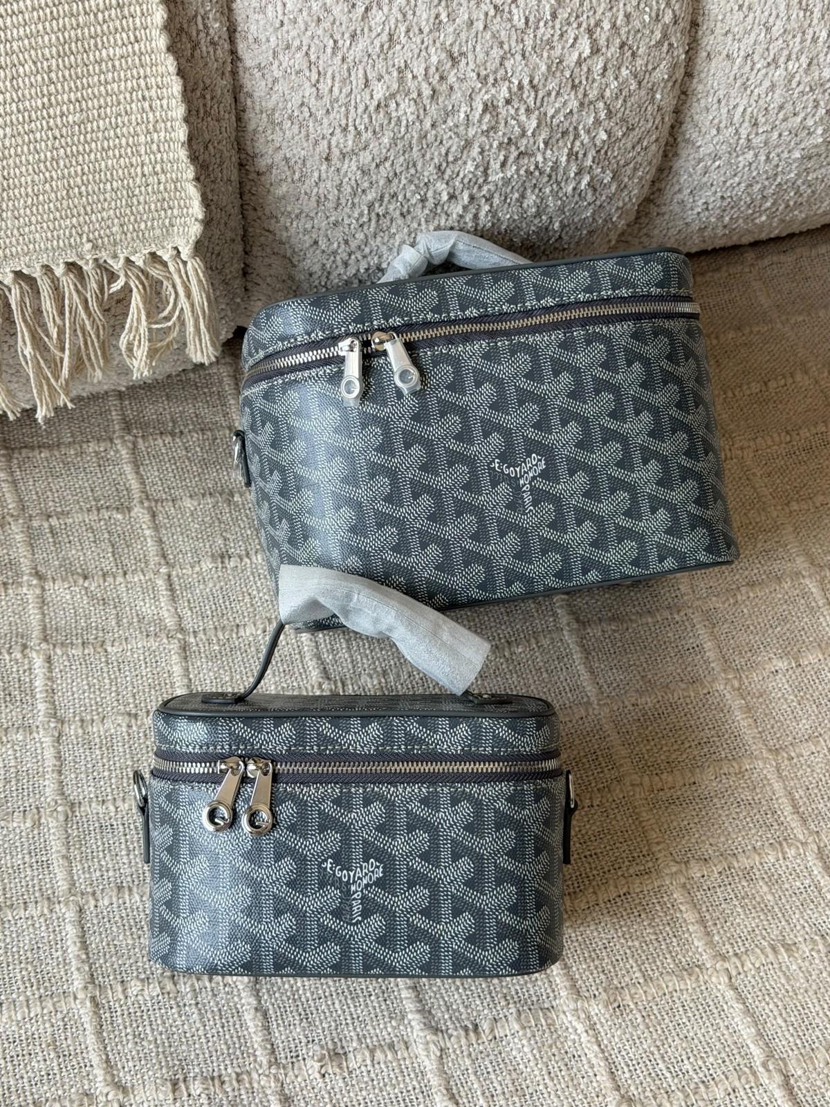 Goyard Goyardine toiletry bag · 2