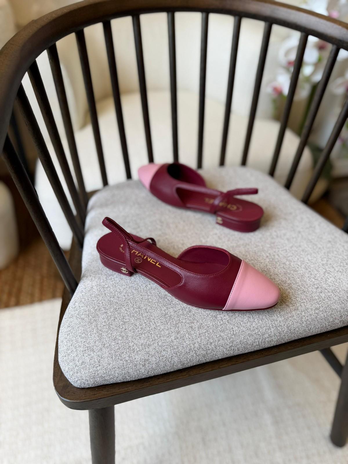 Chanel Two-Tone Slingback Flats in Burgundy and Pink Leather · 2