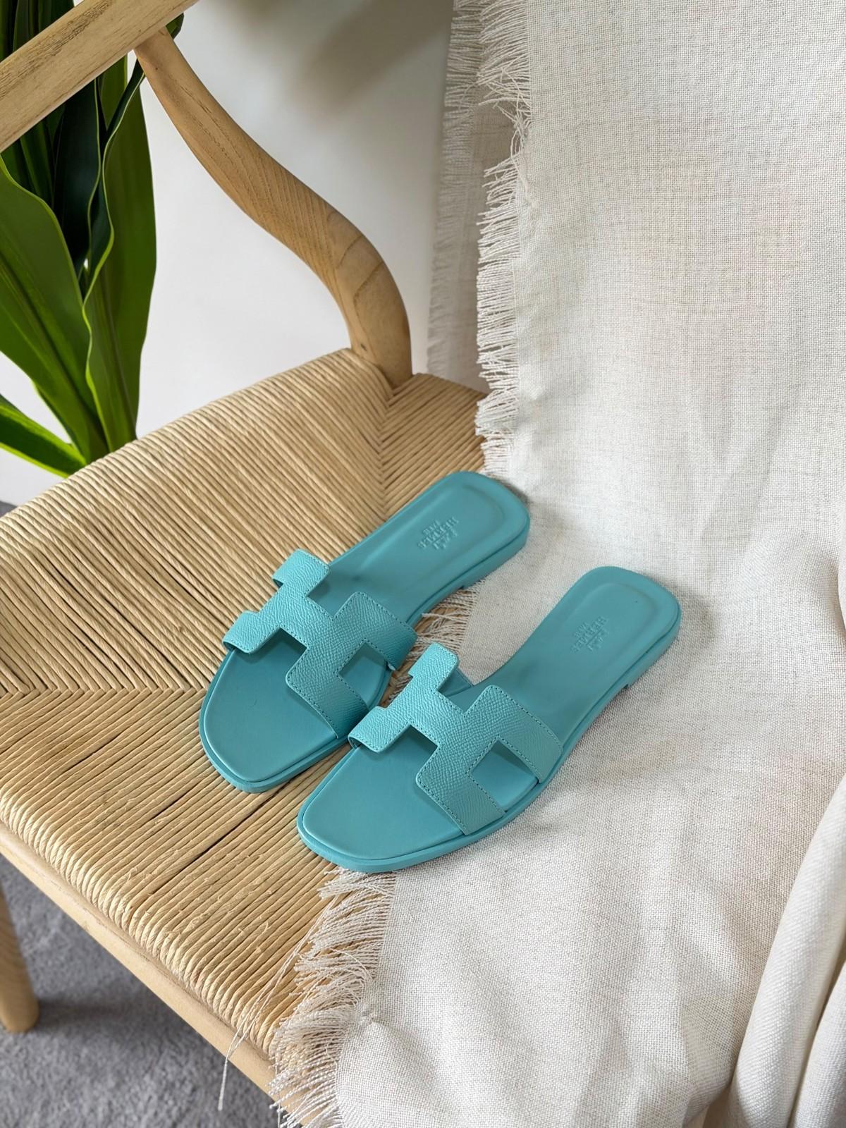 Hermès Oran Sandal in Teal Epsom Leather · 2