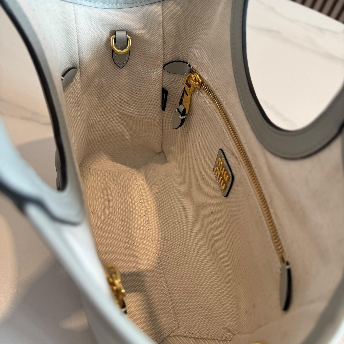 Miu Miu Ivy Leather Tote Bag with Stitched Logo · 2