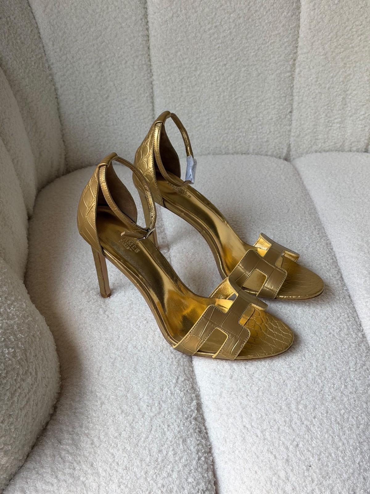 Hermès Oasis Crocodile High Heel Sandals · 3
